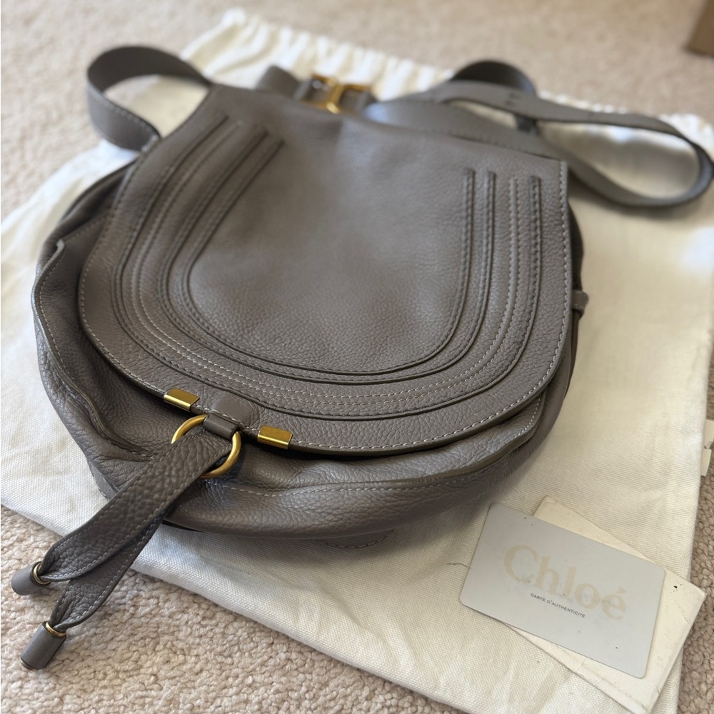 Chloe Marcie Medium Leather Crossbody Bag in grey